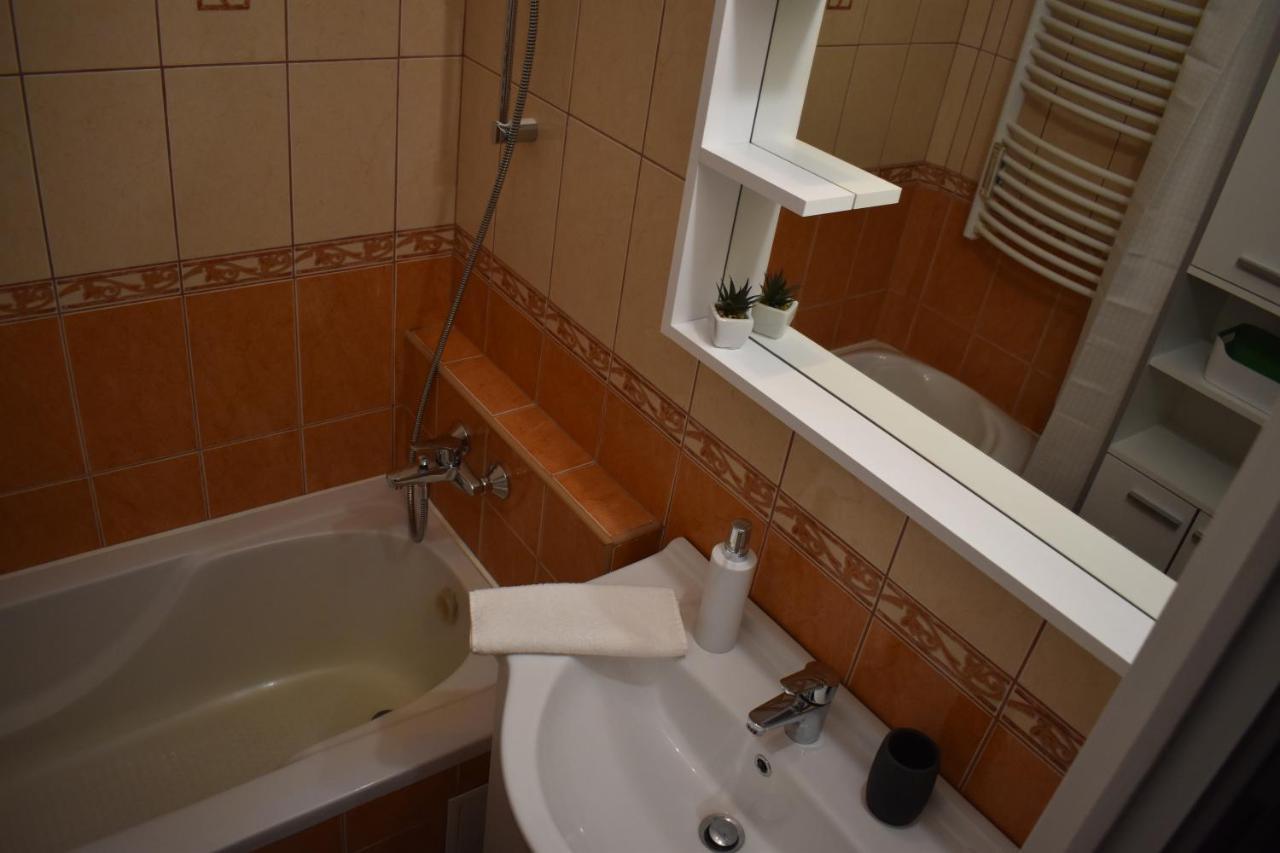 Frezia Apartman Makó 外观 照片